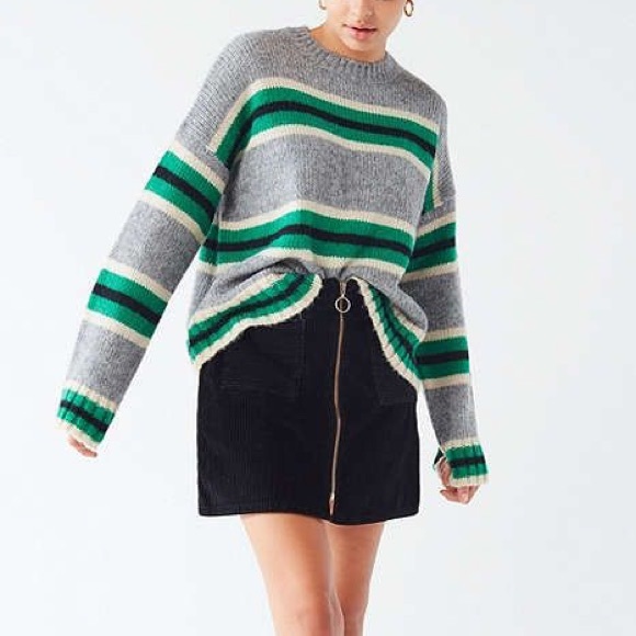 NWT UO Boyfriend Slouchy Striped Oversized Sweater - Picture 2 of 8